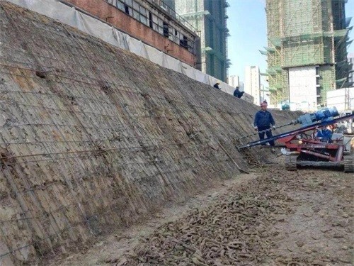 濠江建筑边坡支护